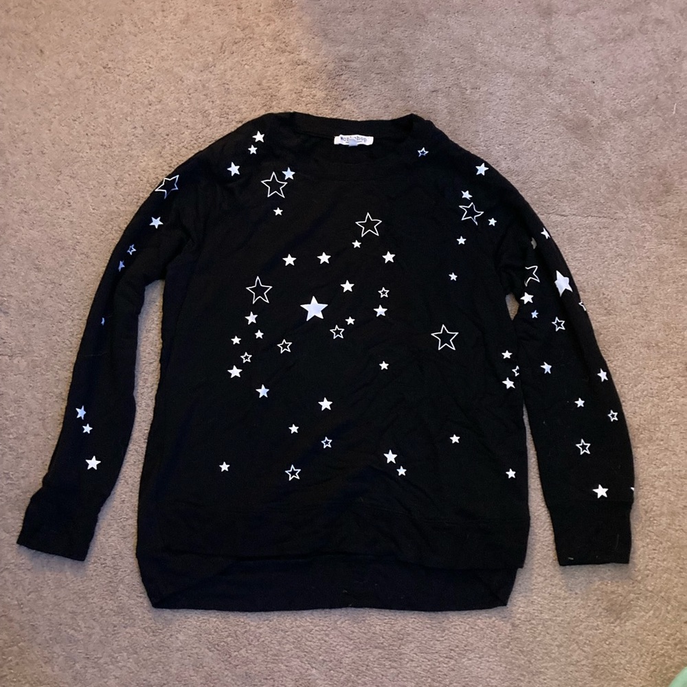 women’s size m black long sleeve worn white stars